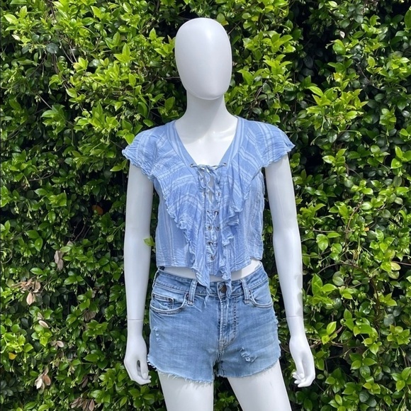 💋SHOW Me Your Mumu Boho Blue Striped Ruffle Lace Tie Front Crop Blouse - Picture 6 of 13